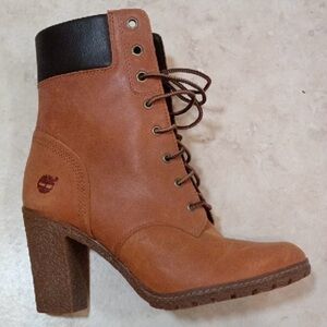 Timberland Women's Brown and Black Heeled Boots NWOT